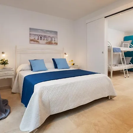 Villa Laconella 8&4, Emma