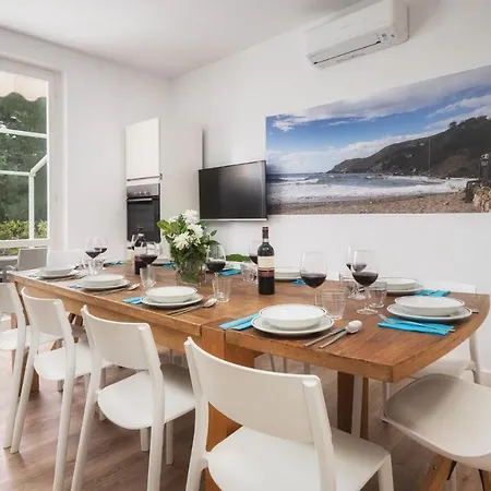 别墅 Laconella 8&4, Emma *